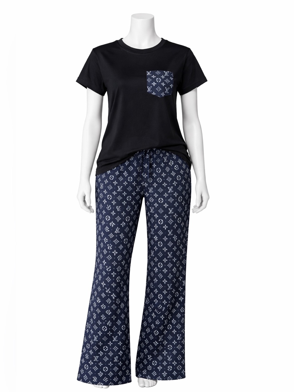 Set Black Tee with Navy Patterned Straight-Leg Jeans